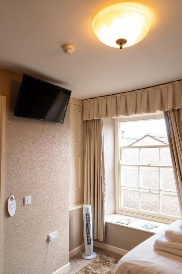 The Kings Head Hotel Abergavenny Exterior photo